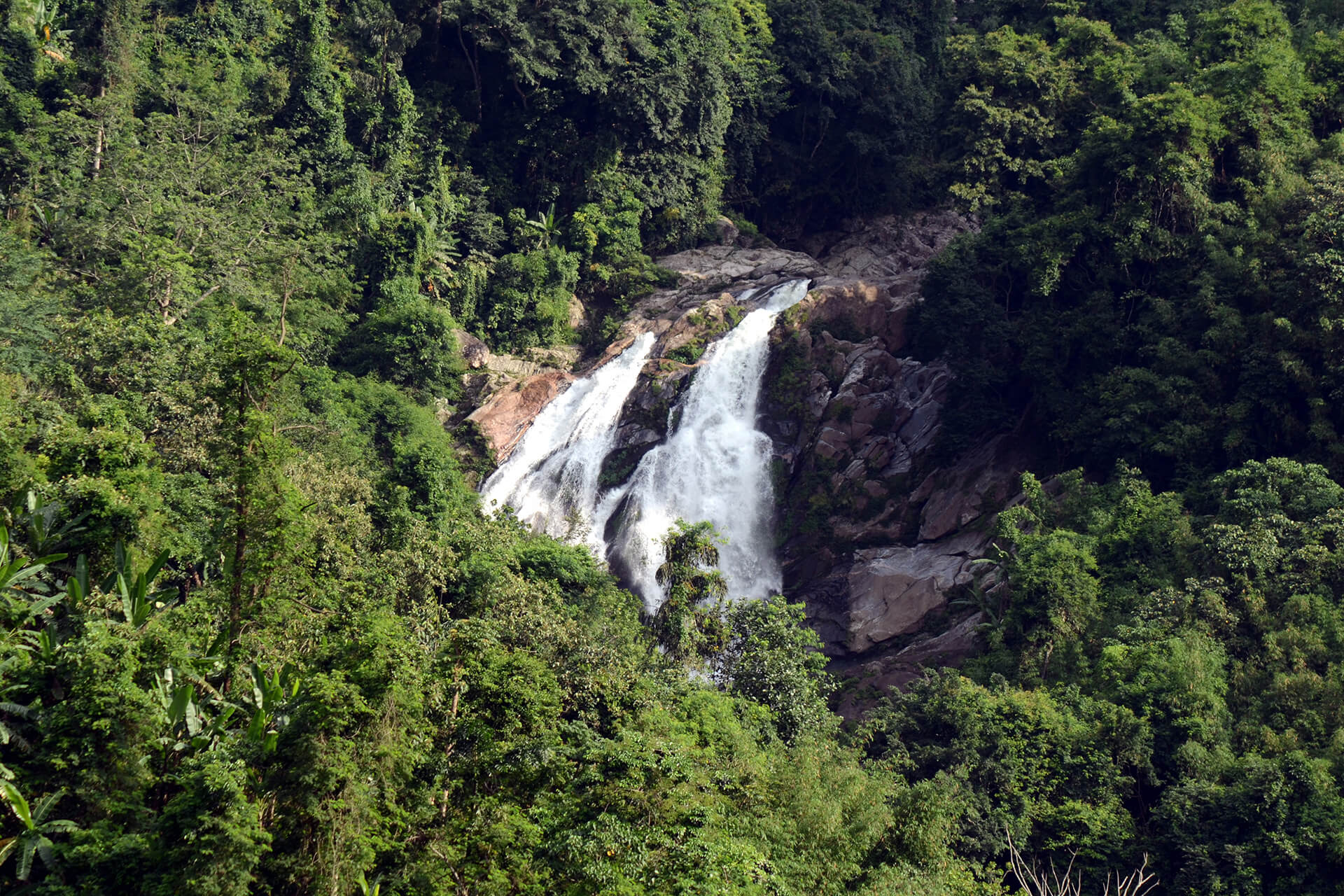 Rongbangdare Waterfalls